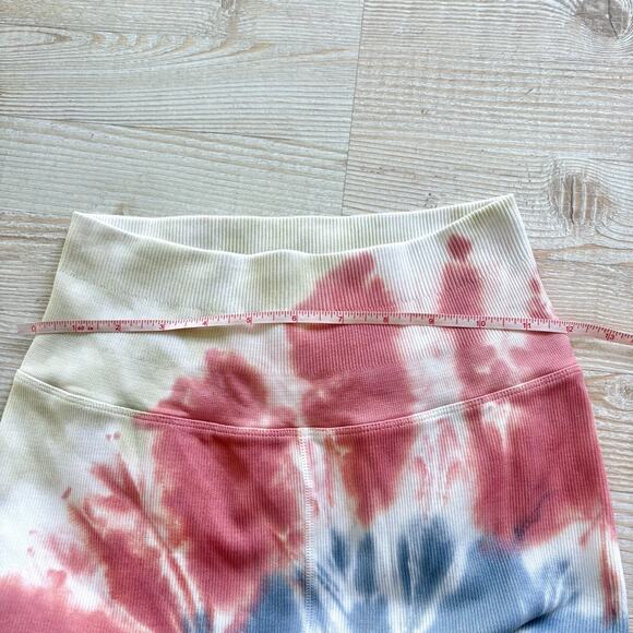 Spiritual Gangster Love Sculpt Ribbed Yoga Leggings | Pastel Tie Dye XS/S - Picture 5 of 6